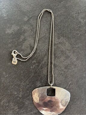 Silpada Hammered Silver-Tone Pendant Necklace